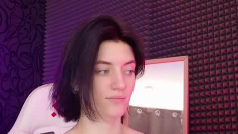 Snapshot of roxy_riot_ chatting on March 2025 07:37:02 AM roxy_riot_ online show from March 2025 07:37:02 AM