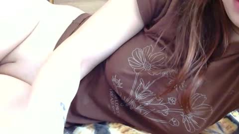 Snapshot of roxy_secrets chatting on February 2025 09:32:01 AM roxy secrets online show from February 2025 09:32:01 AM