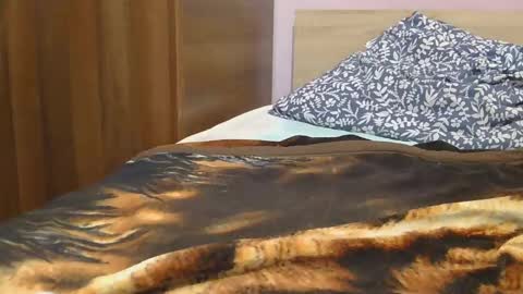 Snapshot of roxy_secrets chatting on March 2025 06:12:01 PM roxy secrets online show from March 2025 06:12:01 PM