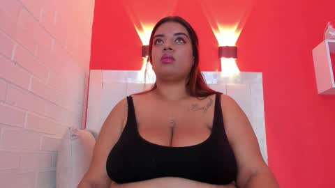 Snapshot of roxy_sexy69 chatting on March 2026 08:37:02 PM roxy_sexy69 online show from March 2026 08:37:02 PM