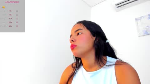 Snapshot of roxy_stone1 chatting on February 2026 07:30:02 PM roxy_stone1 online show from February 2026 07:30:02 PM