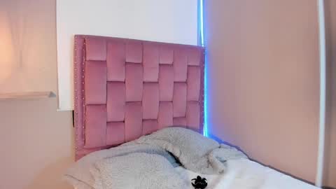 Snapshot of roxy_stone1 chatting on March 2026 08:31:01 PM roxy_stone1 online show from March 2026 08:31:01 PM