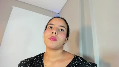roxy_stone1 online show from July 2026 07:27:02 PM