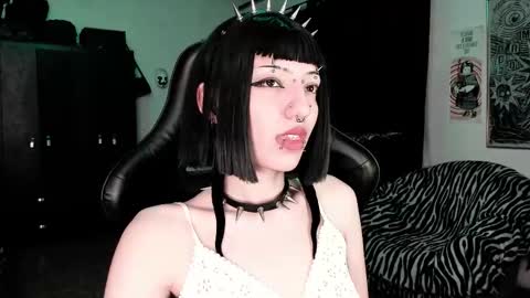 Roxy Independient model Help me to reach 50 thumbs up online show from February 2026 01:11:01 AM