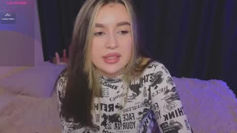 Roxy online show from February 2025 06:21:01 PM