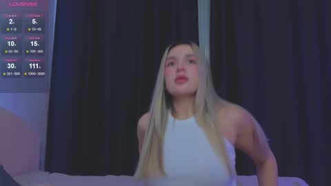 Roxy online show from September 2025 08:12:02 PM