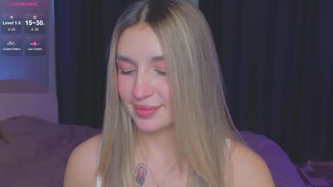 Roxy online show from September 2025 09:20:02 PM