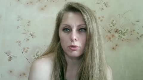 roxyfox18x01 online show from May 2026 08:12:02 AM