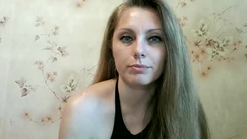 roxyfox18x01 online show from May 2026 07:59:02 AM