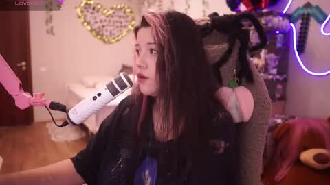 roxysuh online show from October 2025 10:21:02 AM