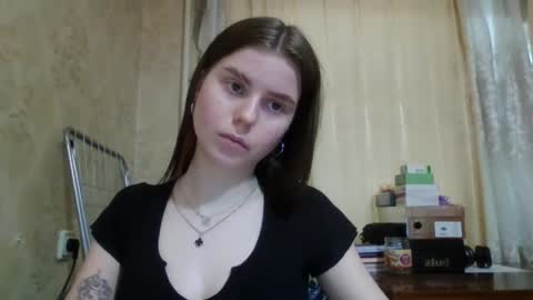 Snapshot of royalvelour chatting on May 2026 11:26:02 AM royalvelour online show from May 2026 11:26:02 AM