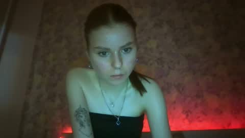 Snapshot of royalvelour chatting on May 2026 08:04:02 PM royalvelour online show from May 2026 08:04:02 PM