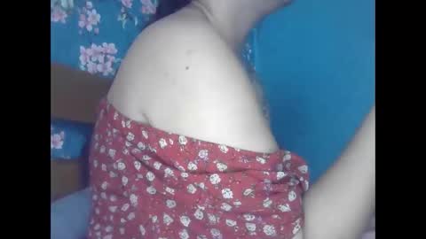 Snapshot of roza1999 chatting on November 2025 08:26:02 AM ALISE LidaL online show from November 2025 08:26:02 AM