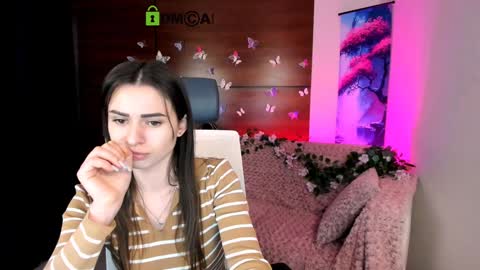 Snapshot of rozmary_ket chatting on January 2025 10:41:01 AM Im Rozmary nice to meet you 3 online show from January 2025 10:41:01 AM