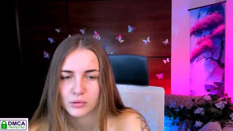 Snapshot of rozmary_ket chatting on January 2025 10:48:01 AM Im Rozmary nice to meet you 3 online show from January 2025 10:48:01 AM