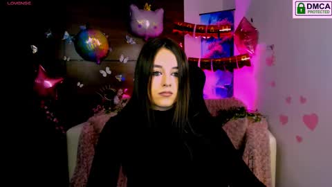 Snapshot of rozmary_ket chatting on February 2025 11:54:01 AM Im Rozmary nice to meet you 3 online show from February 2025 11:54:01 AM