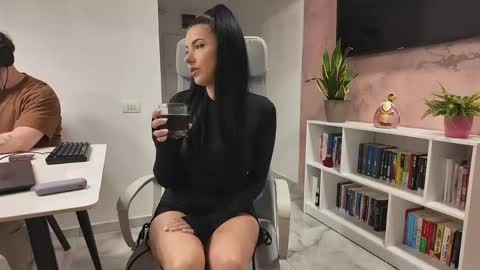 Valeria  online show from May 2026 10:53:02 AM