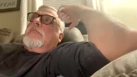 Snapshot of rs006 chatting on October 2025 01:44:01 AM rs006 online show from October 2025 01:44:01 AM