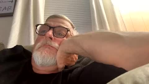 Snapshot of rs006 chatting on November 2025 03:28:01 AM rs006 online show from November 2025 03:28:01 AM