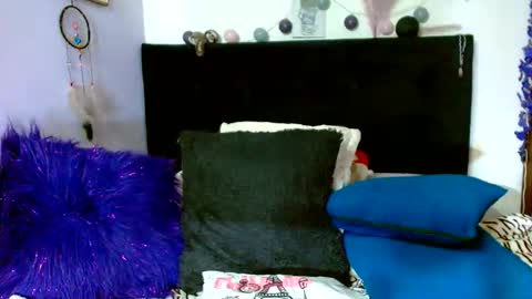   online show from May 2026 06:53:01 AM