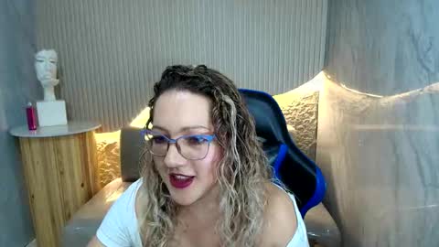 Snapshot of rubia_encantada_r chatting on February 2026 08:20:02 PM rubia_encantada_r online show from February 2026 08:20:02 PM