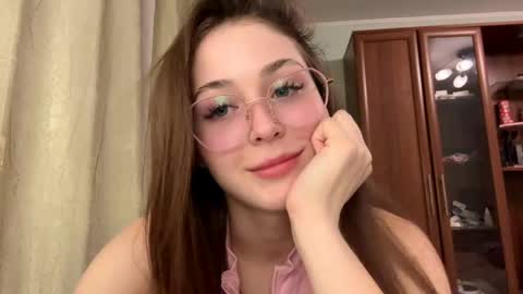 Adel online show from May 2026 07:32:01 PM