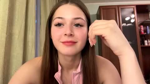 Adel online show from June 2026 07:23:02 PM