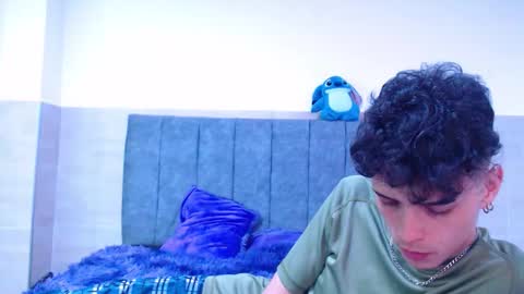 Snapshot of ruby__redd chatting on February 2026 11:21:02 PM Ruby and Vanie online show from February 2026 11:21:02 PM