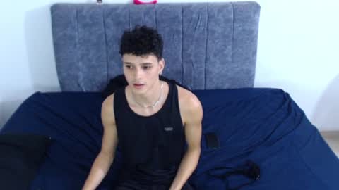 Ruby and Vanie online show from May 2026 11:25:02 PM