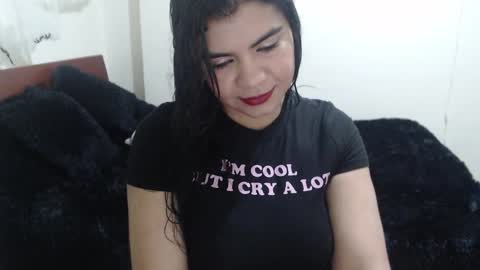 Ruby    Independent model help me reach 50 thumbs up online show from October 2025 01:32:01 PM