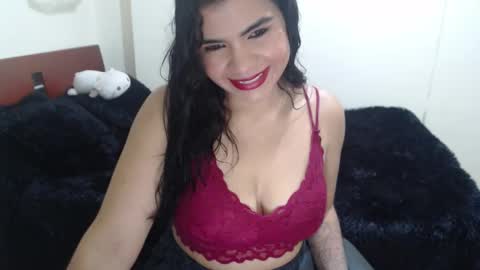 Ruby    Independent model help me reach 50 thumbs up online show from October 2025 02:02:01 PM