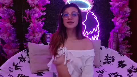 Snapshot of ruby_spicy chatting on May 2026 04:43:01 AM Rubby online show from May 2026 04:43:01 AM
