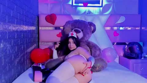 Snapshot of rubyevanns chatting on February 2026 10:17:01 PM Cute Ruby online show from February 2026 10:17:01 PM