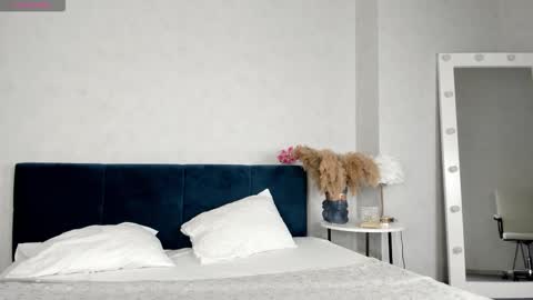 Snapshot of rubyy_mae chatting on November 2025 03:05:01 AM Esme online show from November 2025 03:05:01 AM