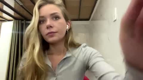 KaY online show from June 2026 12:04:01 PM
