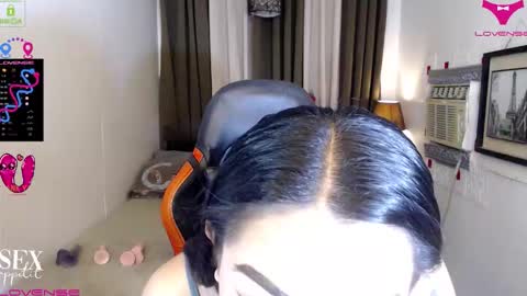 its me Sabel online show from November 2025 07:01:02 PM