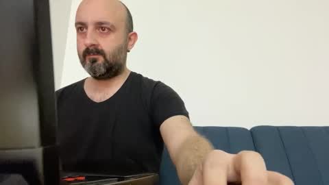 rufa_life online show from February 2025 08:01:01 AM