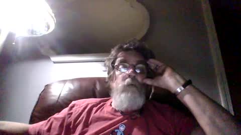 Snapshot of runningaround60 chatting on September 2025 01:20:01 AM runningaround60 online show from September 2025 01:20:01 AM