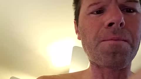 Snapshot of runningboyusa chatting on November 2025 06:37:02 PM Andy online show from November 2025 06:37:02 PM