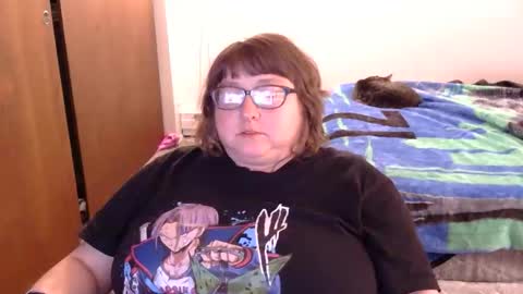 runny_eggs online show from June 2026 06:05:02 AM