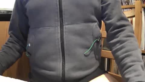 Snapshot of russelnash1900 chatting on December 2025 10:15:02 PM Russel Nash online show from December 2025 10:15:02 PM