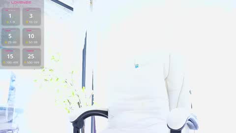 Snapshot of russian_ava chatting on February 2026 08:05:02 AM Ava online show from February 2026 08:05:02 AM