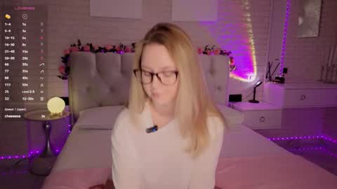 Ruta prize for the new fan club members hehe online show from October 2025 07:47:02 PM