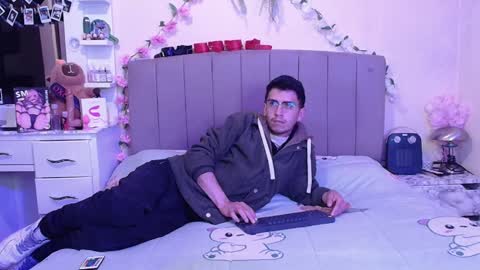 Randelicius online show from February 2026 05:37:01 AM