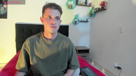 Snapshot of ryan15_ chatting on February 2025 02:19:02 AM Ryan 15 online show from February 2025 02:19:02 AM