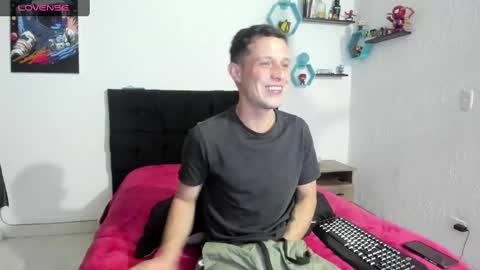 Snapshot of ryan15_ chatting on February 2025 03:21:02 PM Ryan 15 online show from February 2025 03:21:02 PM