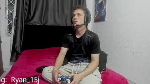 Snapshot of ryan15_ chatting on September 2025 12:43:01 AM Ryan 15 online show from September 2025 12:43:01 AM