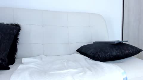 Ryan  online show from January 2025 08:25:01 AM