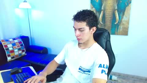 Snapshot of ryan_cum18 chatting on July 2026 02:42:02 PM Ryan online show from July 2026 02:42:02 PM