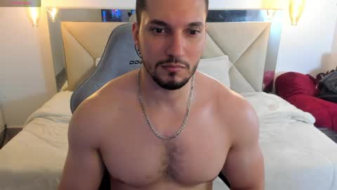 Snapshot of ryan_ward79 chatting on April 2026 11:53:01 PM Ryan online show from April 2026 11:53:01 PM